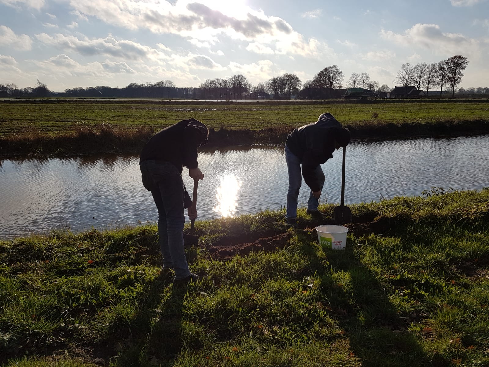 Ankum zet de bloemetjes buiten